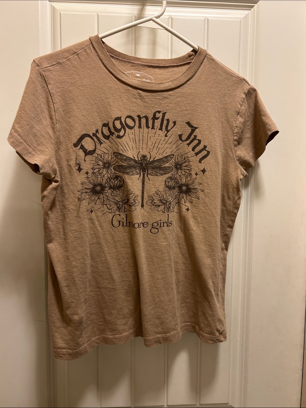 Dragonfly Inn Graphic Tee - Brown - Gilmore Girls